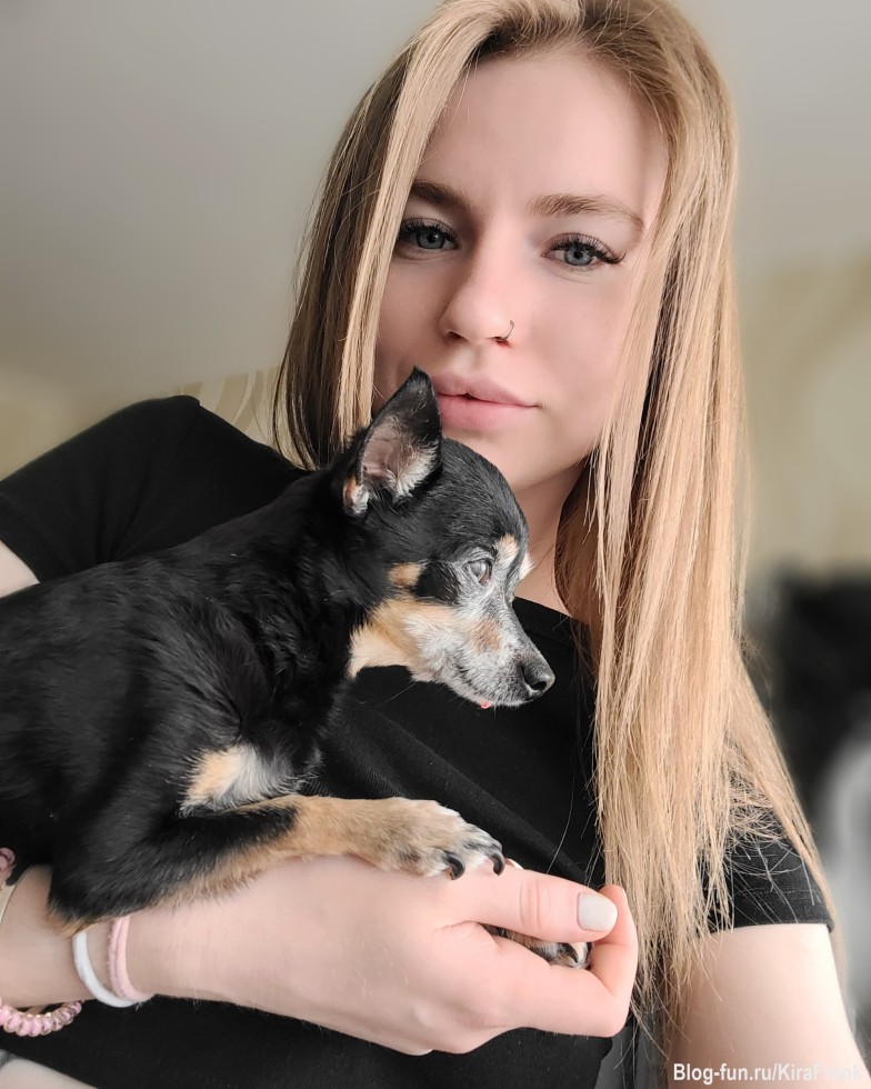 Знакомство. Здравствуй,меня зовут Кира мне 23 . Я живу в россии,в маленьком городке П. Люблю йогу,животных и активные прогулки на природе. У меня есть чудесная собака. Я работаю танцовщицей стрип в клубе. Меня очень заводят взрослые мужчины и игры с переодеванием. Я никогда не вела блог,но всегда хотела попробовать. поддержи меня своей подпиской,чтобы я знала ,что тебе интересно и продолжала.
Acquaintance.  Hello, my name is Kira, I'm 23.  I live in Russia, in a small town P. I love yoga, animals and active walks in nature.  I have a wonderful dog.  I work as a strip dancer in a club.  I am very turned on by grown men and games with dressing up and toys.  I've never blogged, but I've always wanted to try.  support me with your subscription so that I know that you are interested and continue