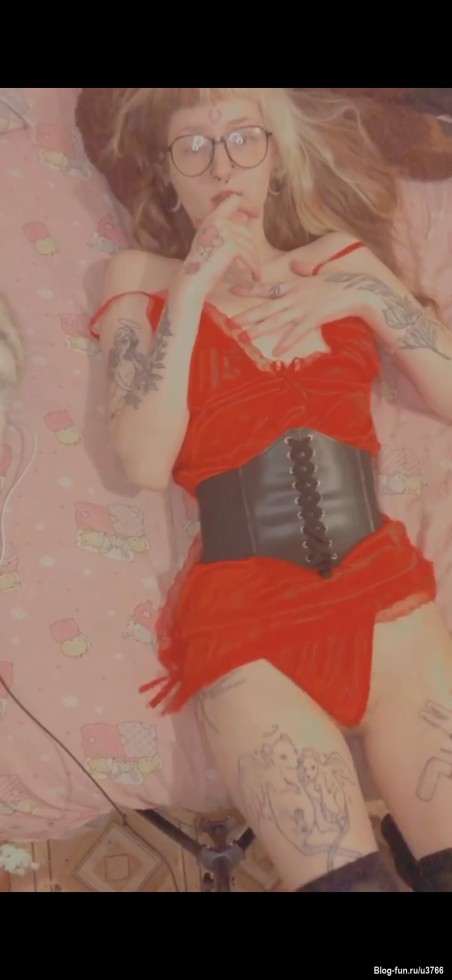 Всем приветик, если есть желание по общаться пишите Telegram: @Alinchikkiss